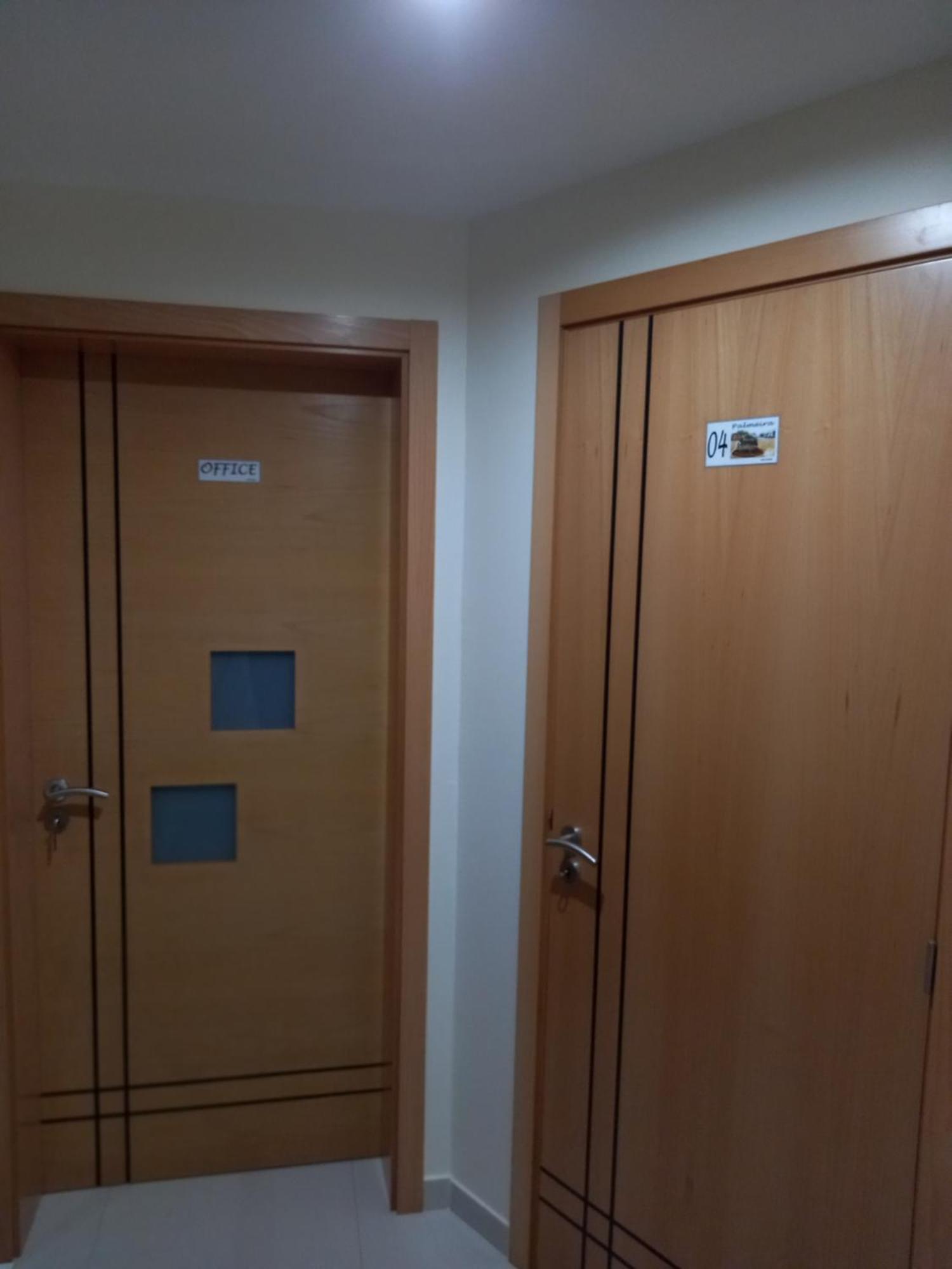Nifa House Hotel Espargos Luaran gambar