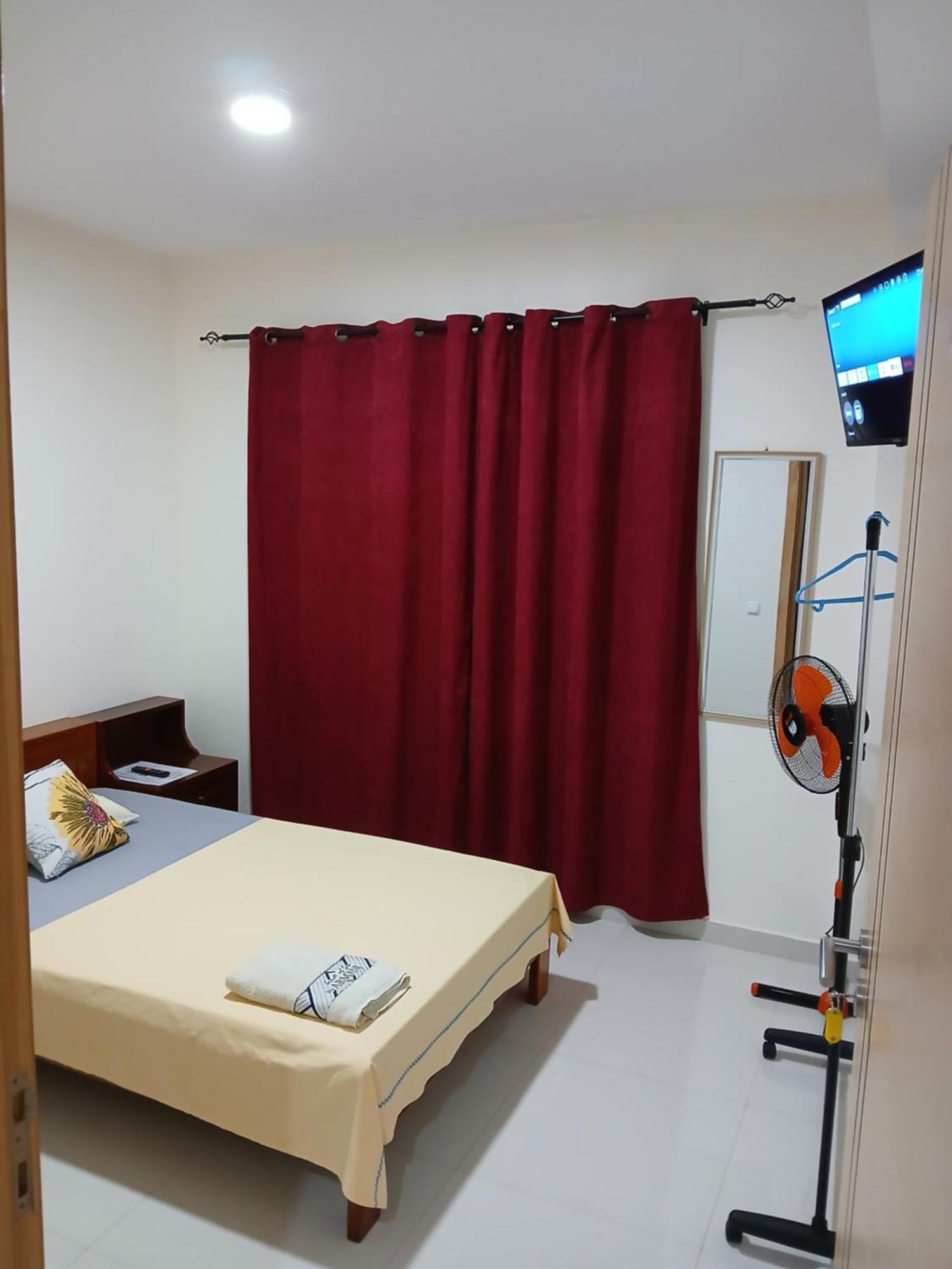 Nifa House Hotel Espargos Luaran gambar