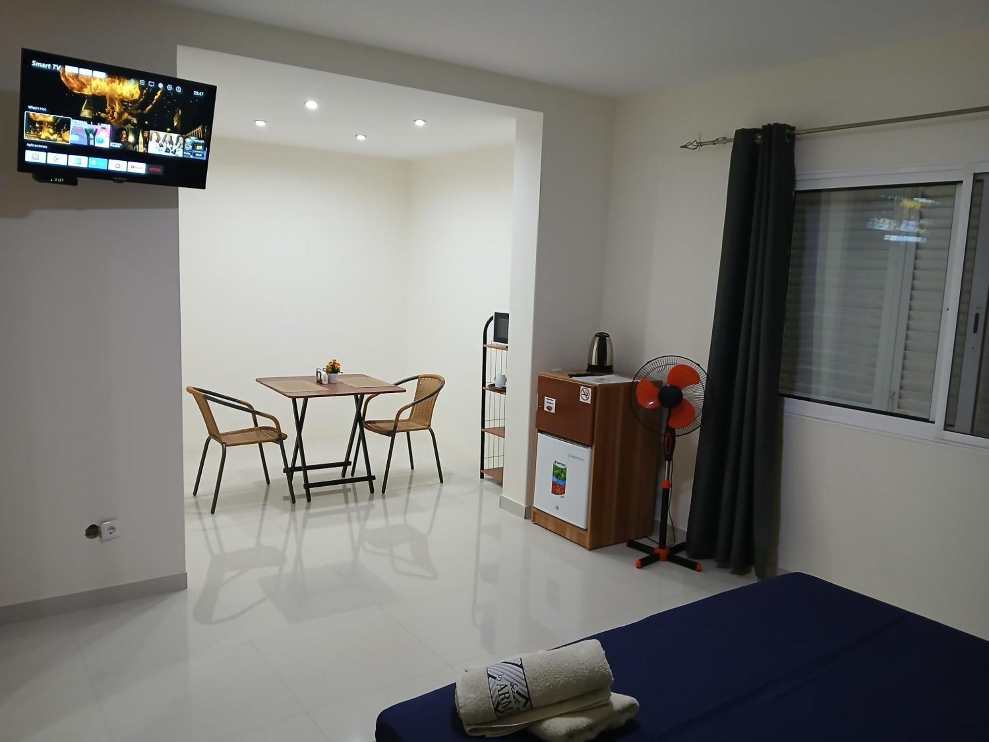 Nifa House Hotel Espargos Luaran gambar